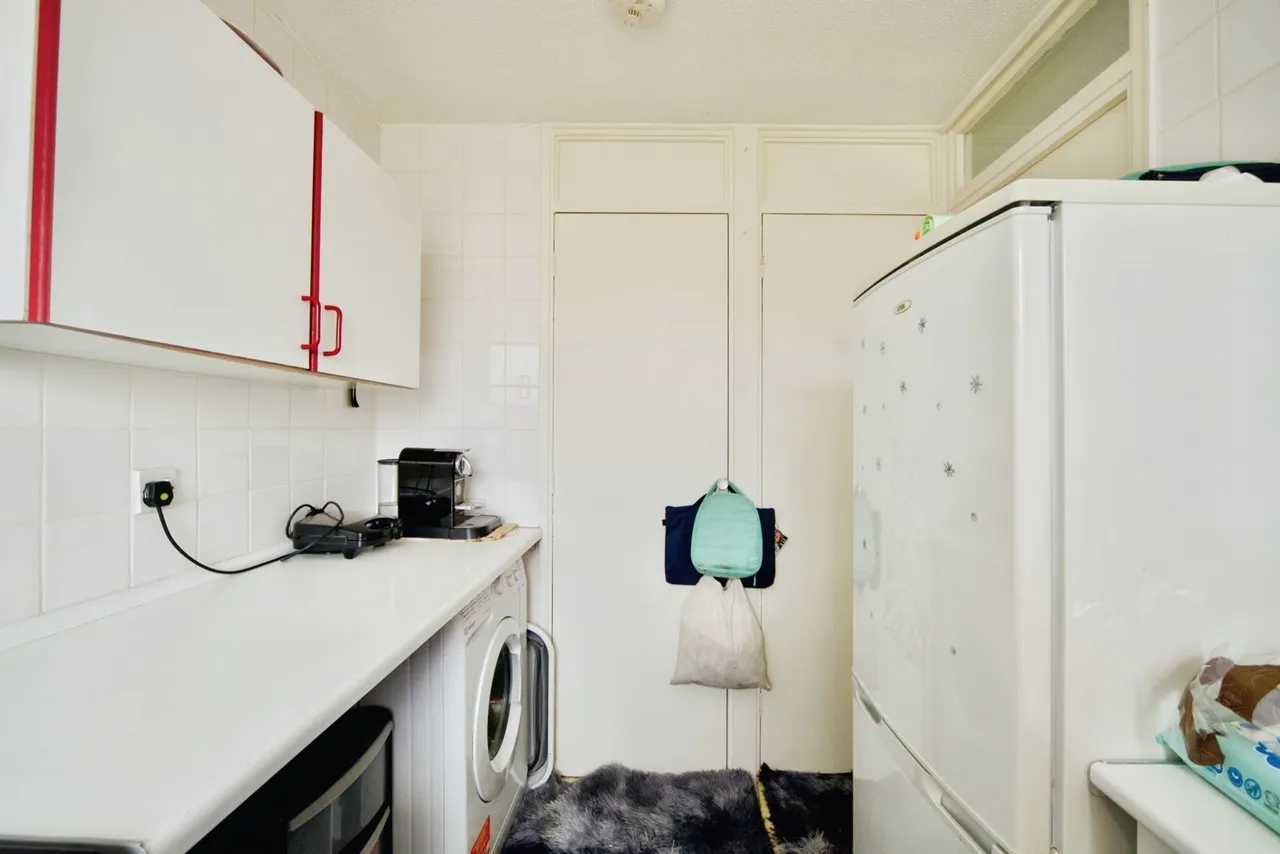 Shurland Avenue, Barnet, EN4, photo 11