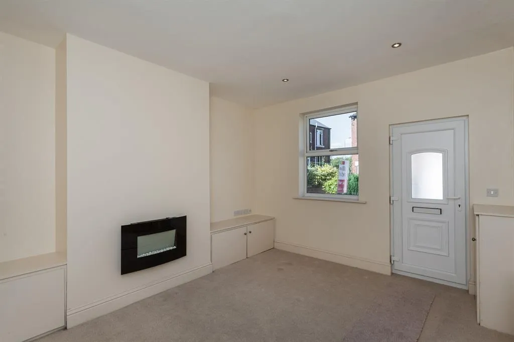 Bracken Hill, Pontefract, WF7, photo 2