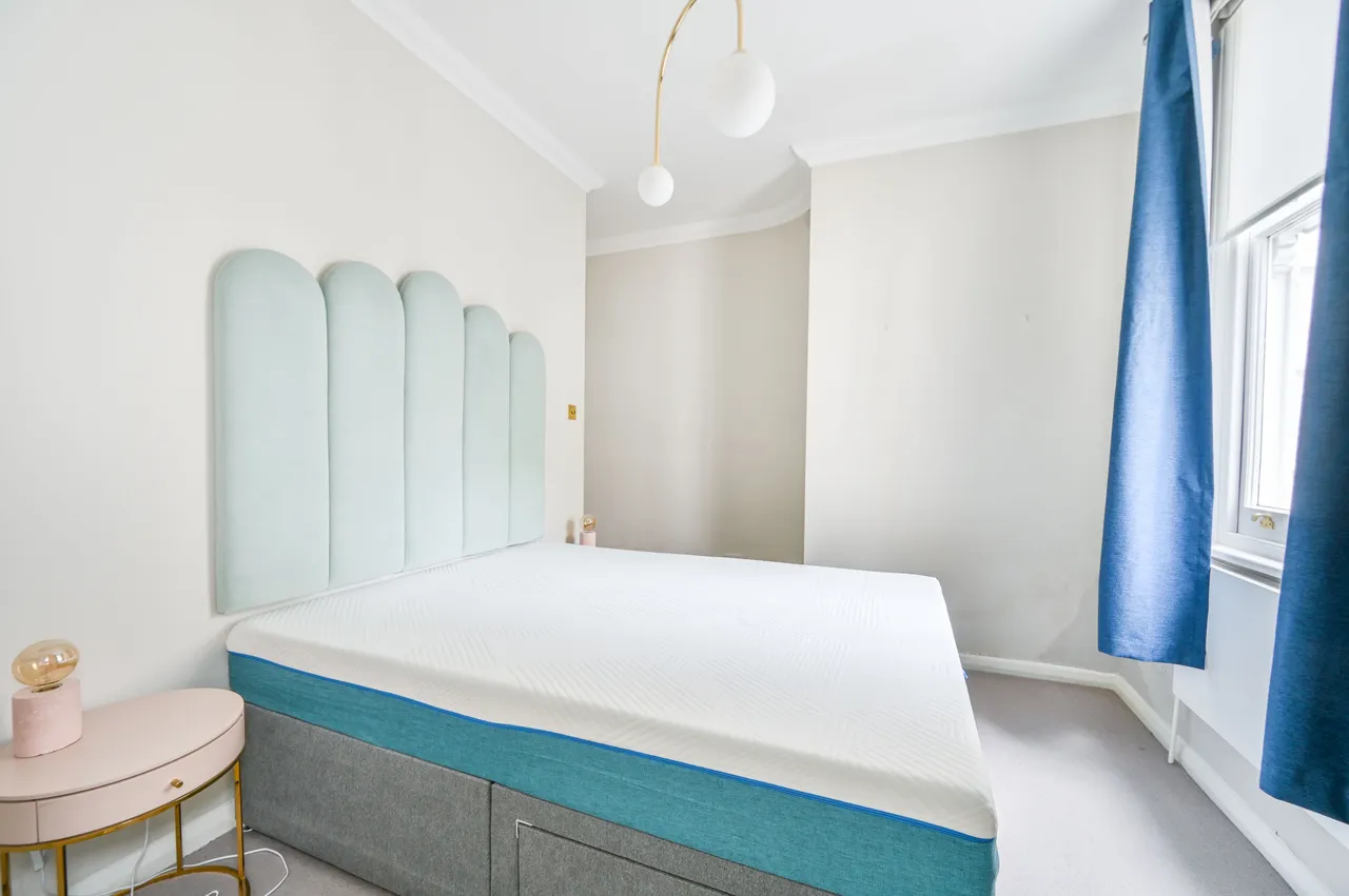 Flat C, 16 Linden Gardens, London, photo 11