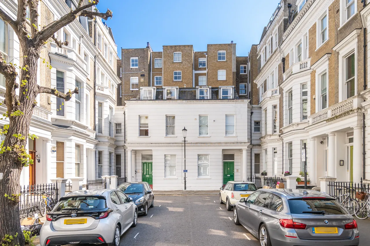 Flat C, 16 Linden Gardens, London, photo 3