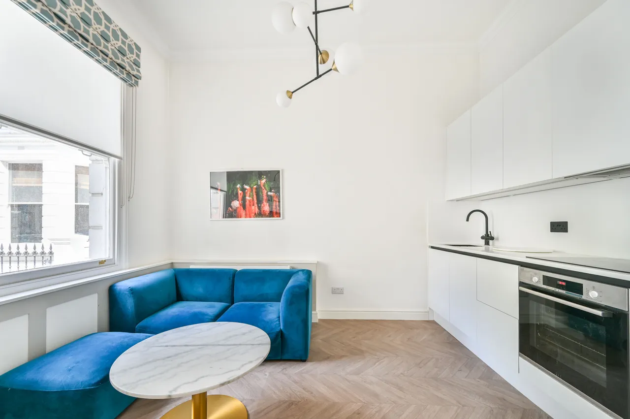 Flat C, 16 Linden Gardens, London, photo 9
