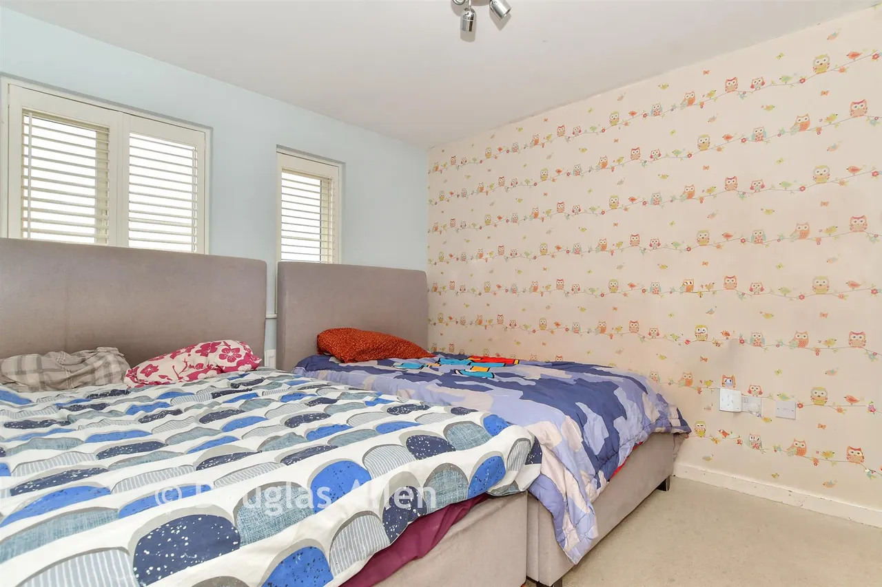 Markhams Close, Basildon, SS15, photo 10