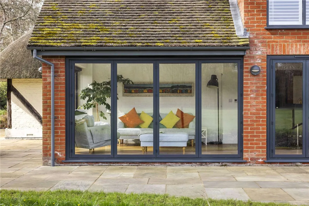 Broad Oak, Odiham, Hook, Hampshire, RG29 1AH, photo 7