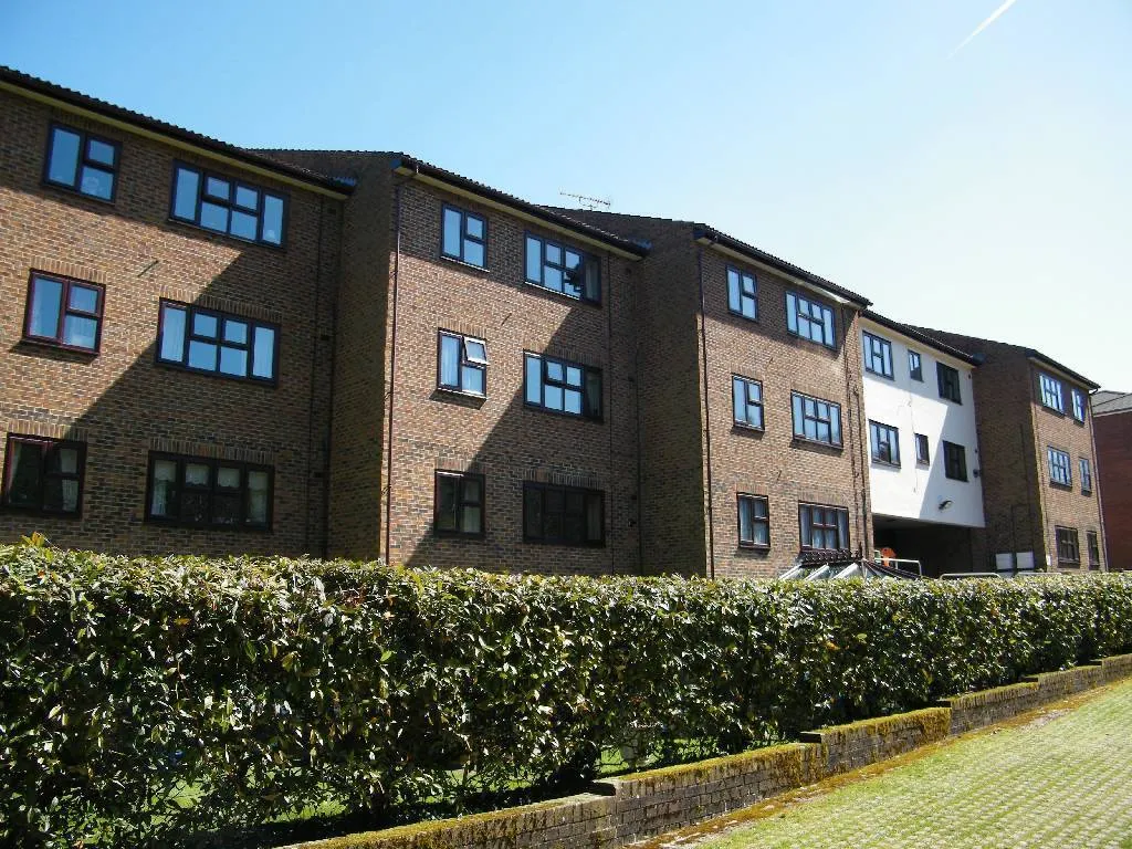 Croydon Road, CR3, photo 5