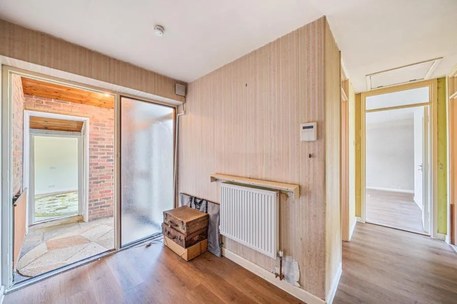 White Rose Lane, Woking, GU22, photo 17