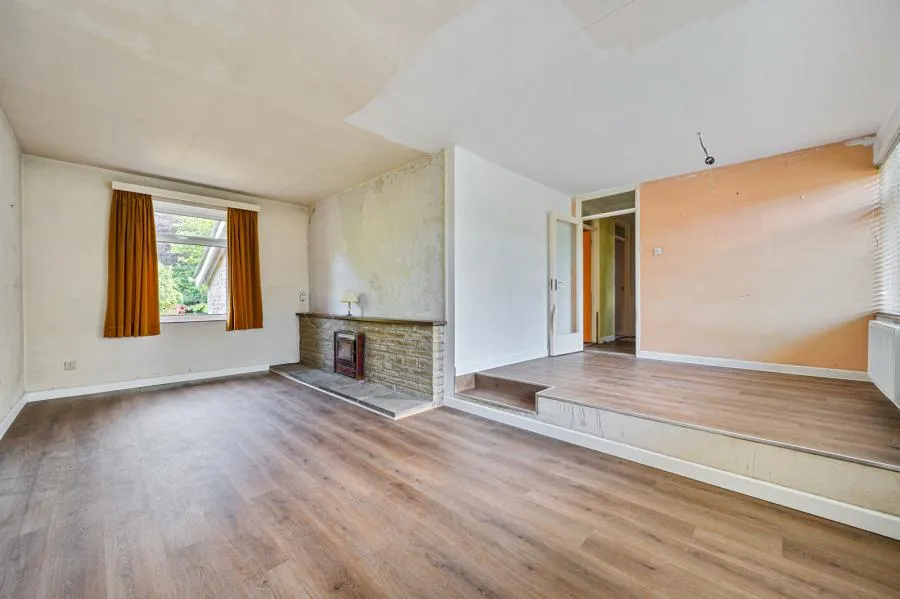 White Rose Lane, Woking, GU22, photo 6