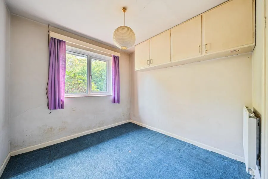 White Rose Lane, Woking, GU22, photo 12