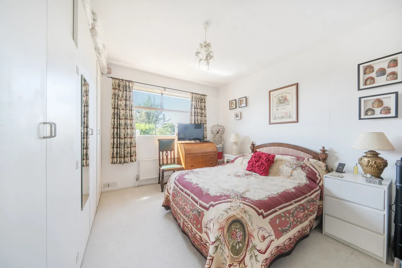 Curzon Avenue, Stanmore, HA7, photo 9