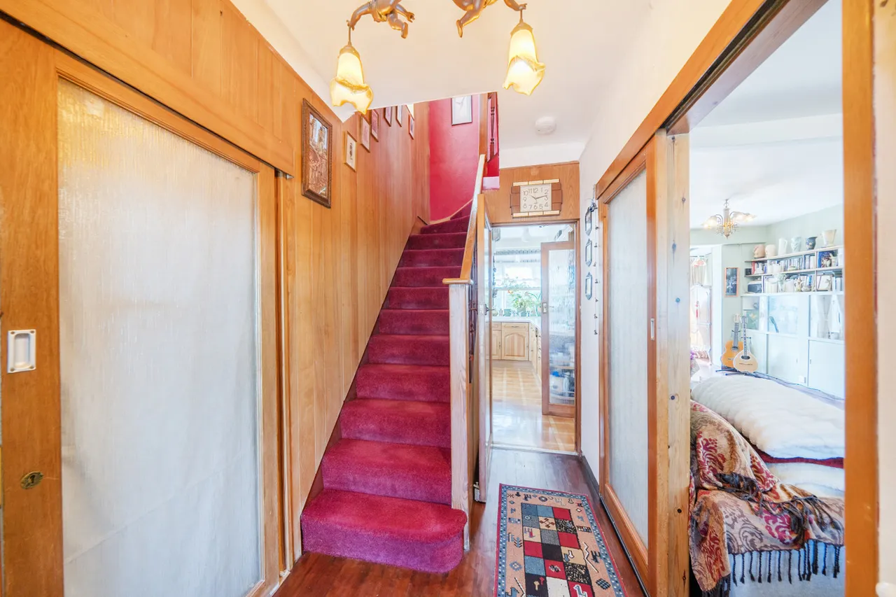 Curzon Avenue, Stanmore, HA7, photo 16