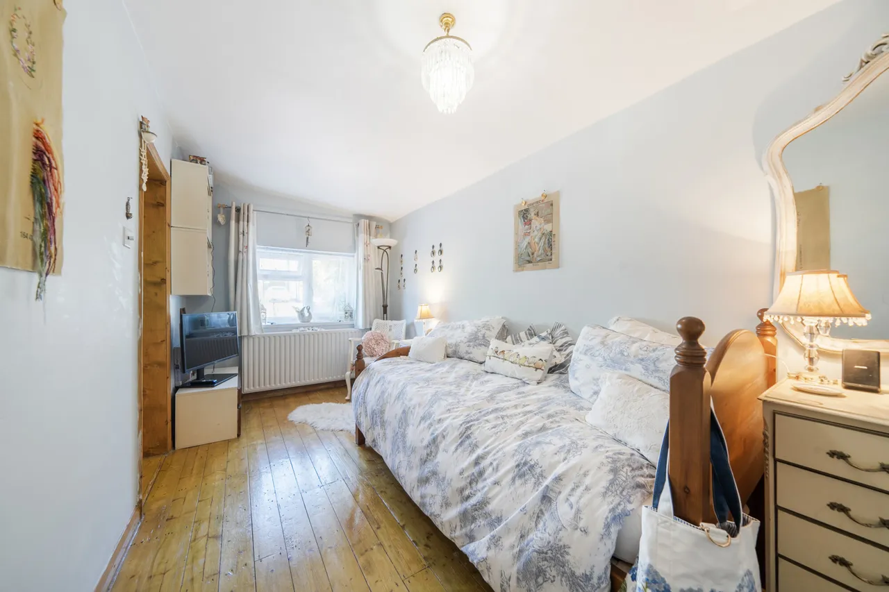 Curzon Avenue, Stanmore, HA7, photo 14