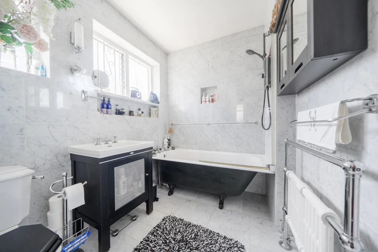 Curzon Avenue, Stanmore, HA7, photo 8