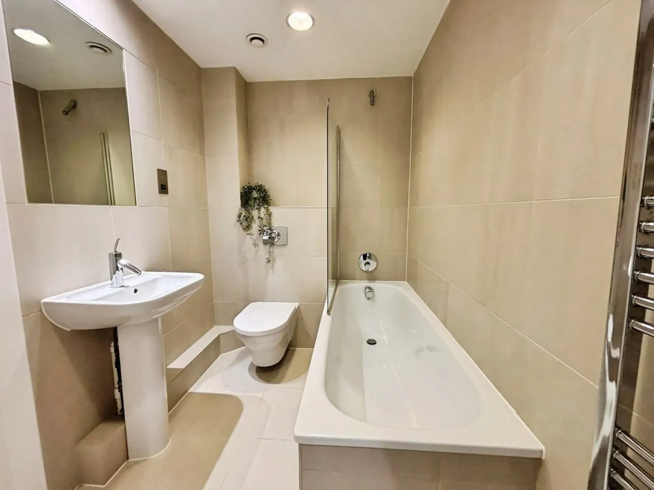 Bridgewater Place, Water Lane, LS11, photo 12