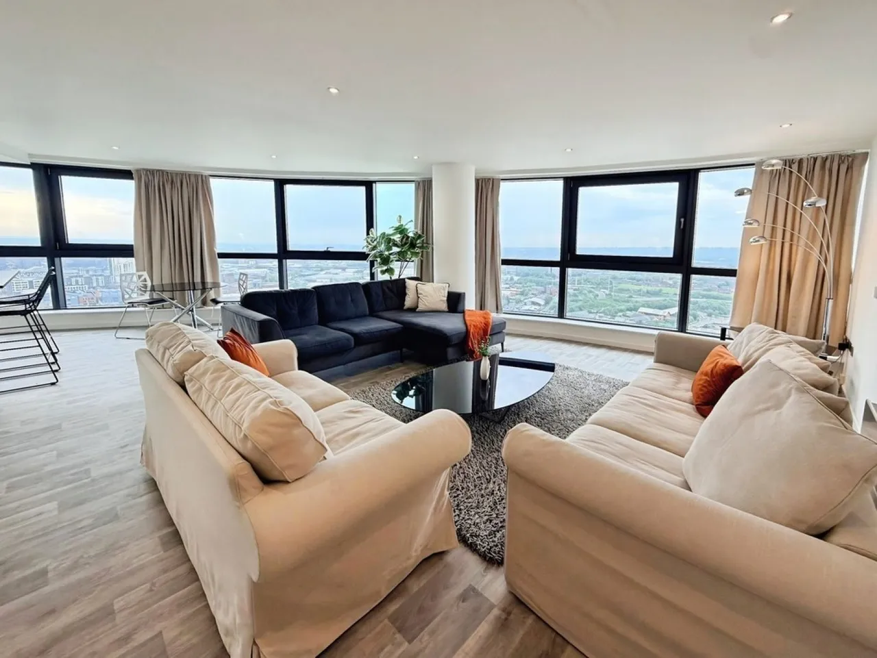 Bridgewater Place, Water Lane, LS11, photo 2