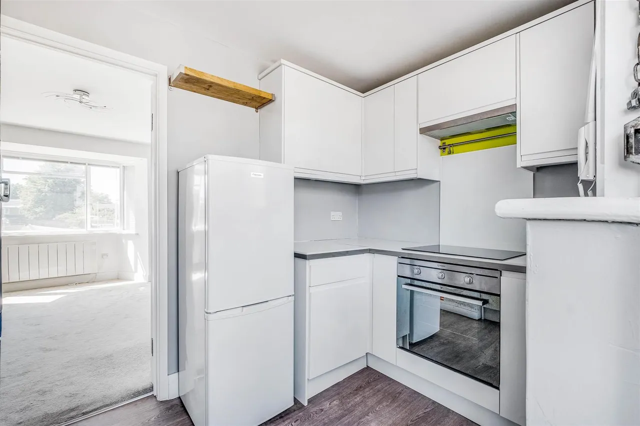 flat to rent, Little St Leonard's, East Sheen, SW14