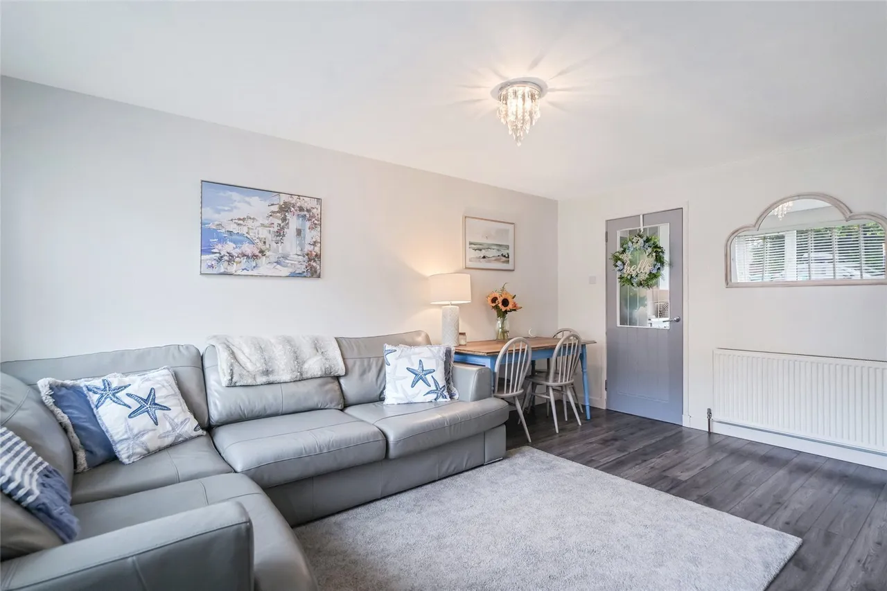 Rigghead Avenue, Cumbernauld, Glasgow, North Lanarkshire, G67, photo 2
