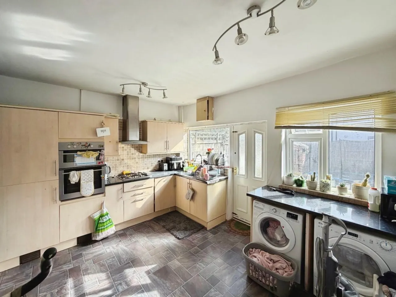 Highfield Road, Ellesmere Port, CH65, photo 2
