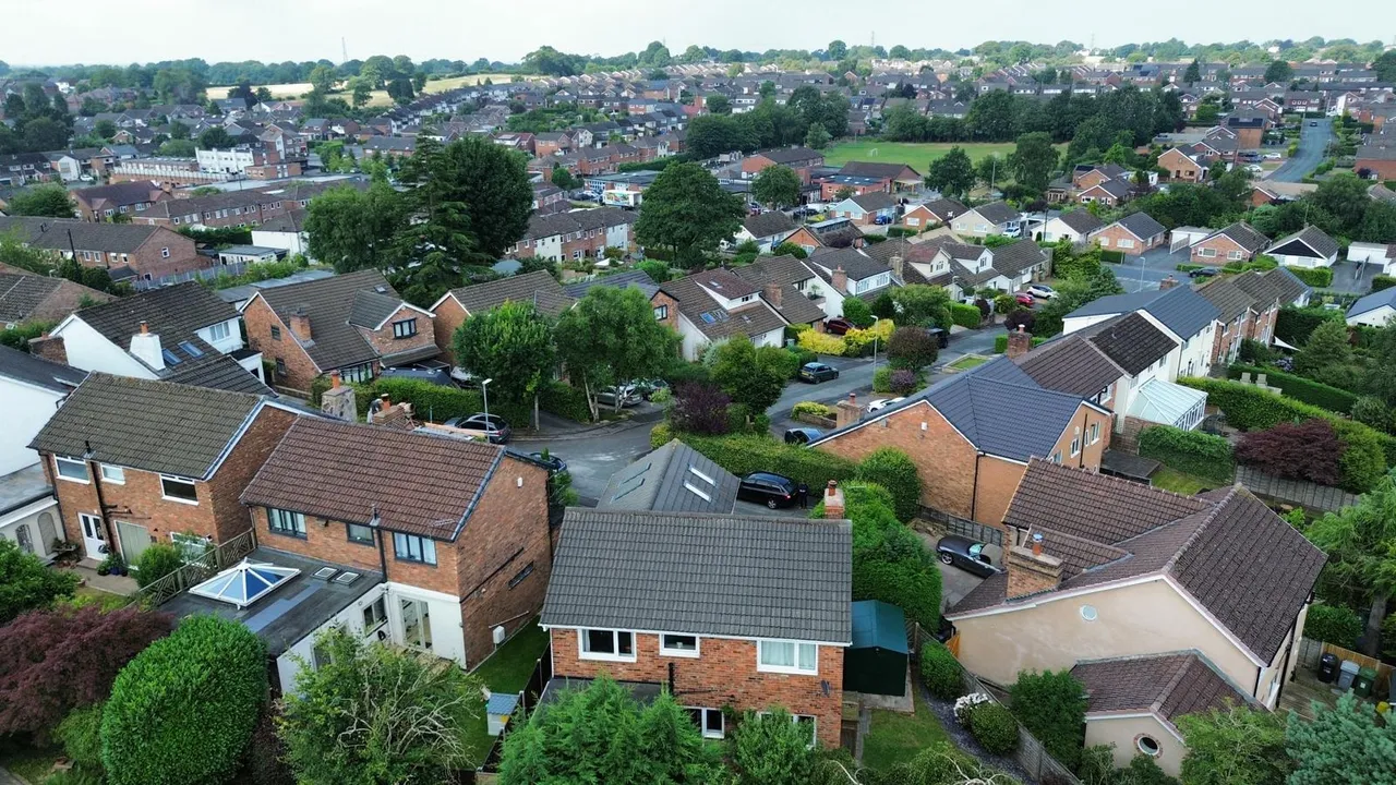 Vine Close, Macclesfield, SK11, photo 16