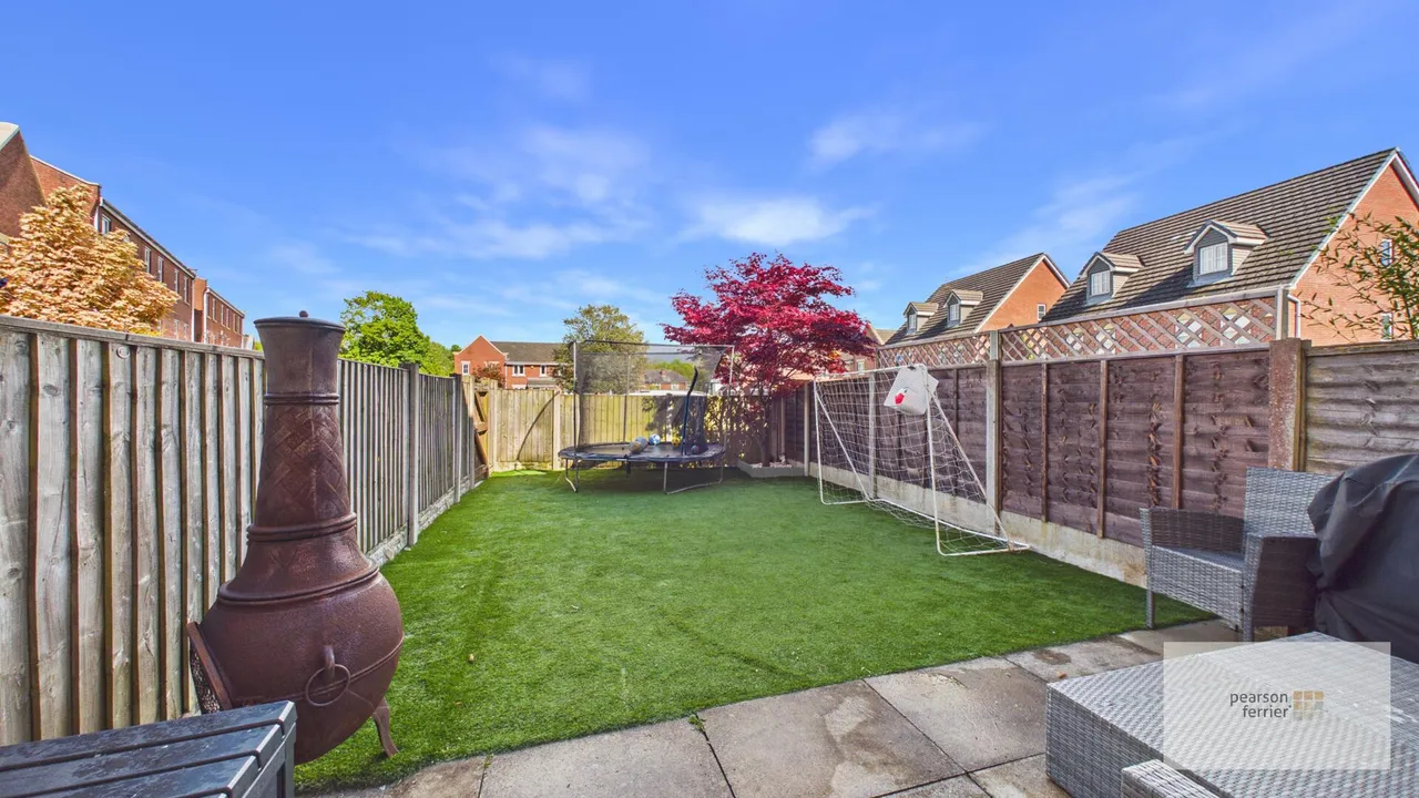 Kenyon Crescent, Bury, BL9 6WH, photo 6