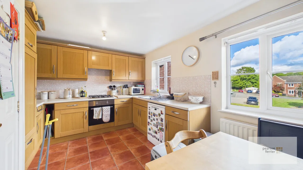 Kenyon Crescent, Bury, BL9 6WH, photo 4