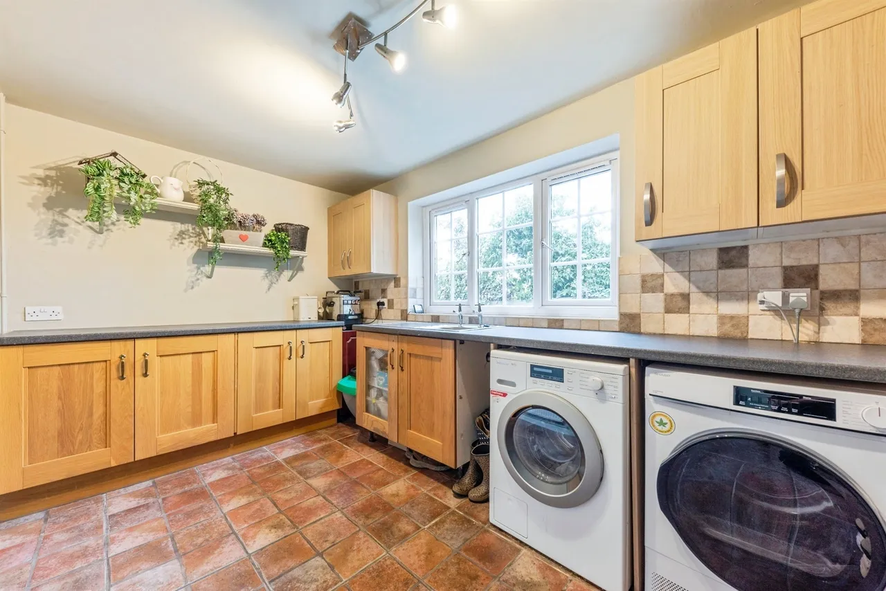 Burnmoor Lane, Egmanton, NG22, photo 7
