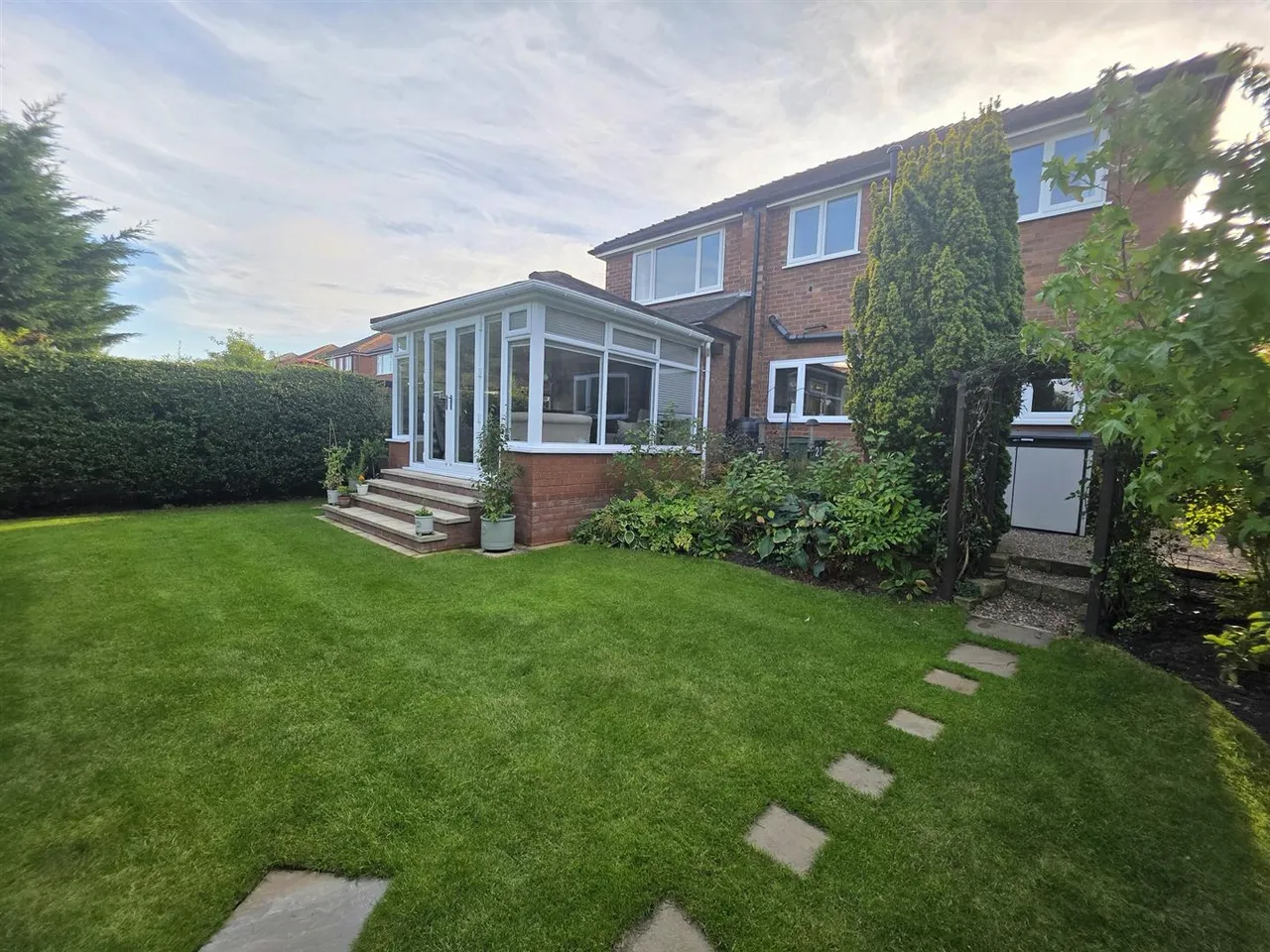 New Hall Avenue, Heald Green, photo 21