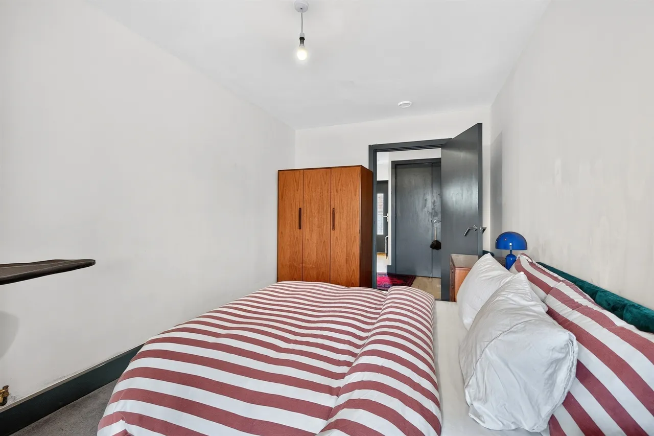 Coopers Road, London, SE1, photo 15