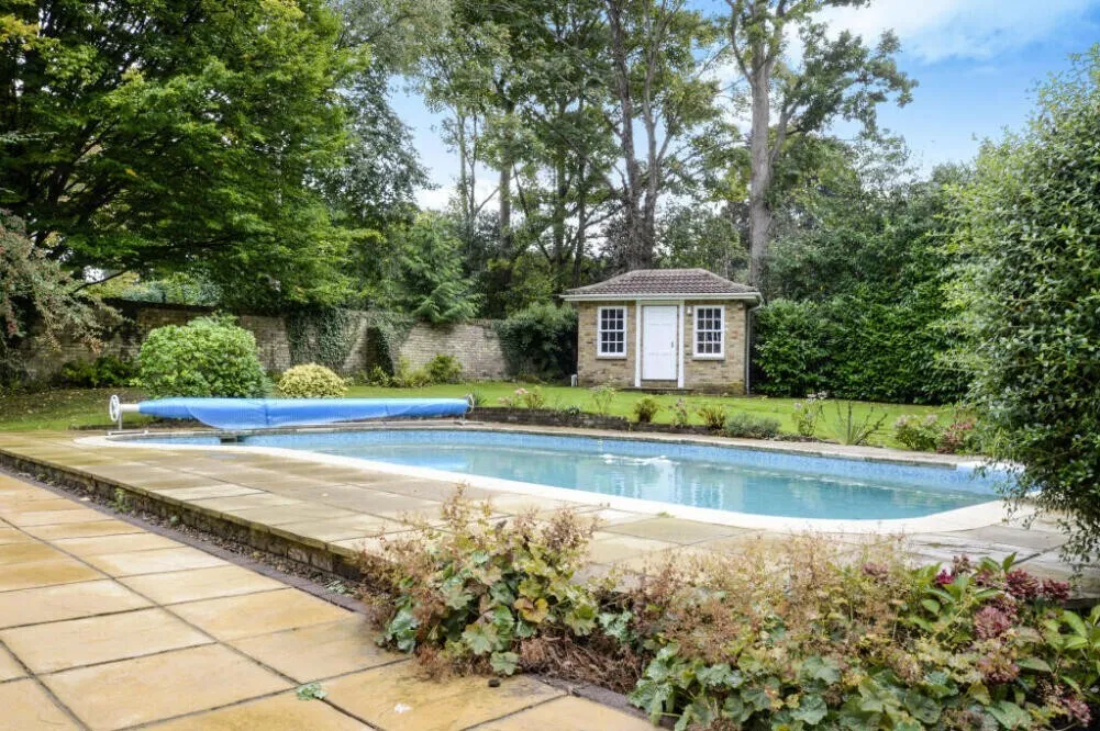 West Byfleet, KT14, photo 10