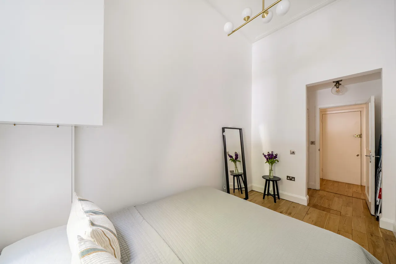 Flat 3, 13 Trebovir Road, London, photo 9