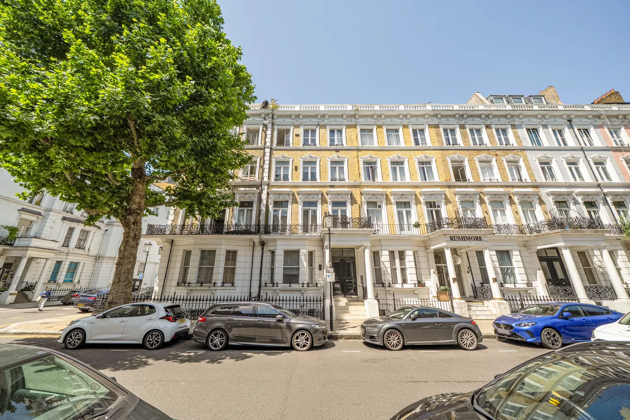 Flat 3, 13 Trebovir Road, London, photo 2