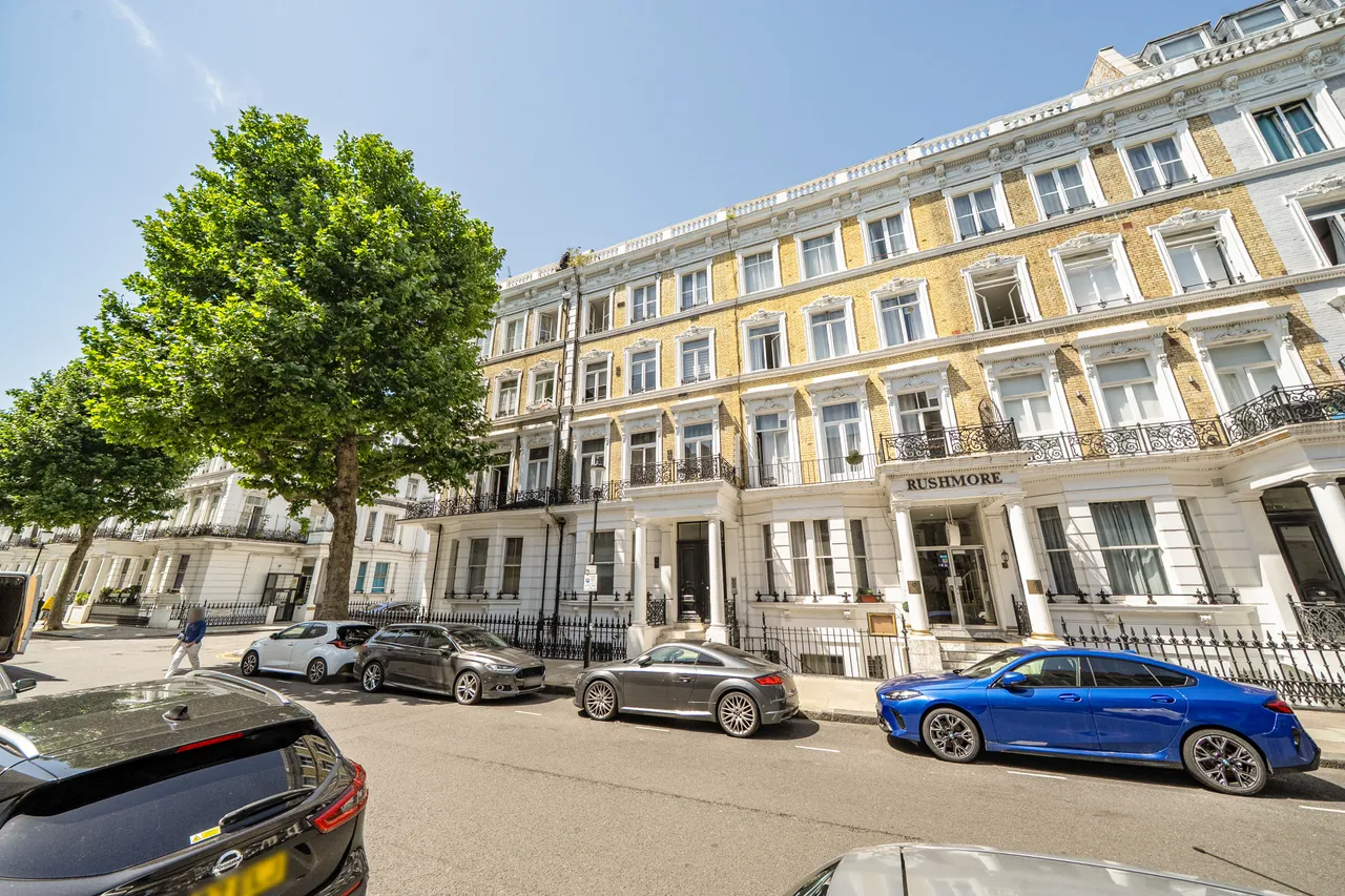 Flat 3, 13 Trebovir Road, London, photo 10