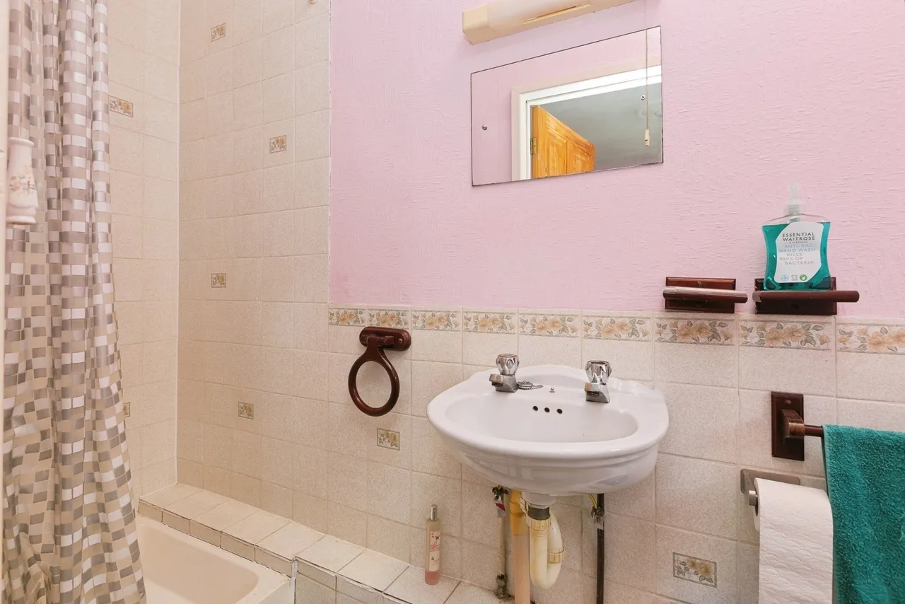 St. Austell Street, Summercourt, TR8, photo 10