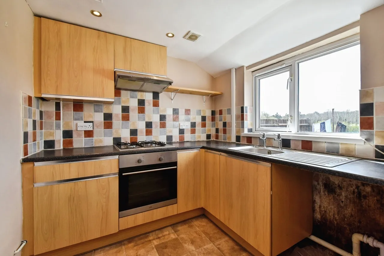 Tirydail Lane, Ammanford, SA18, photo 8