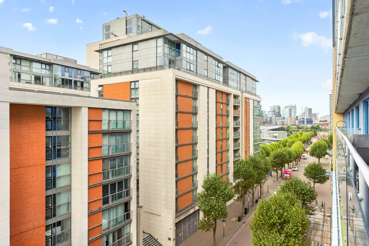 Western Gateway, London, E16, photo 20