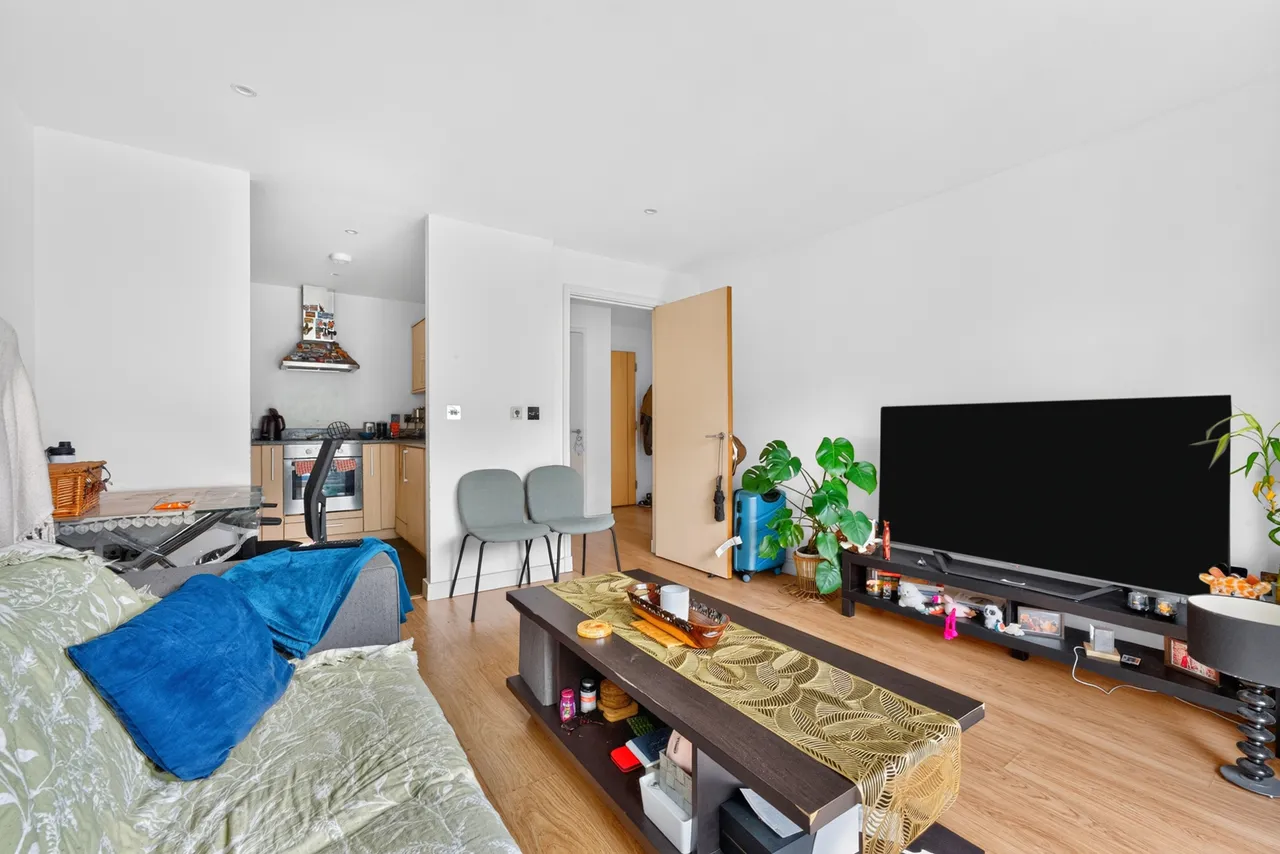 Western Gateway, London, E16, photo 6