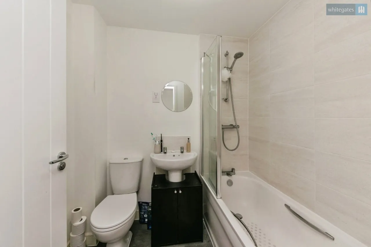 Thomas Aston Place, Henhull, CW5, photo 11