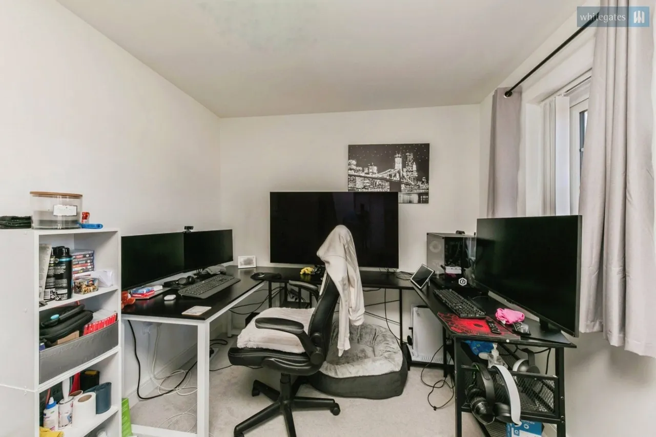 Thomas Aston Place, Henhull, CW5, photo 12