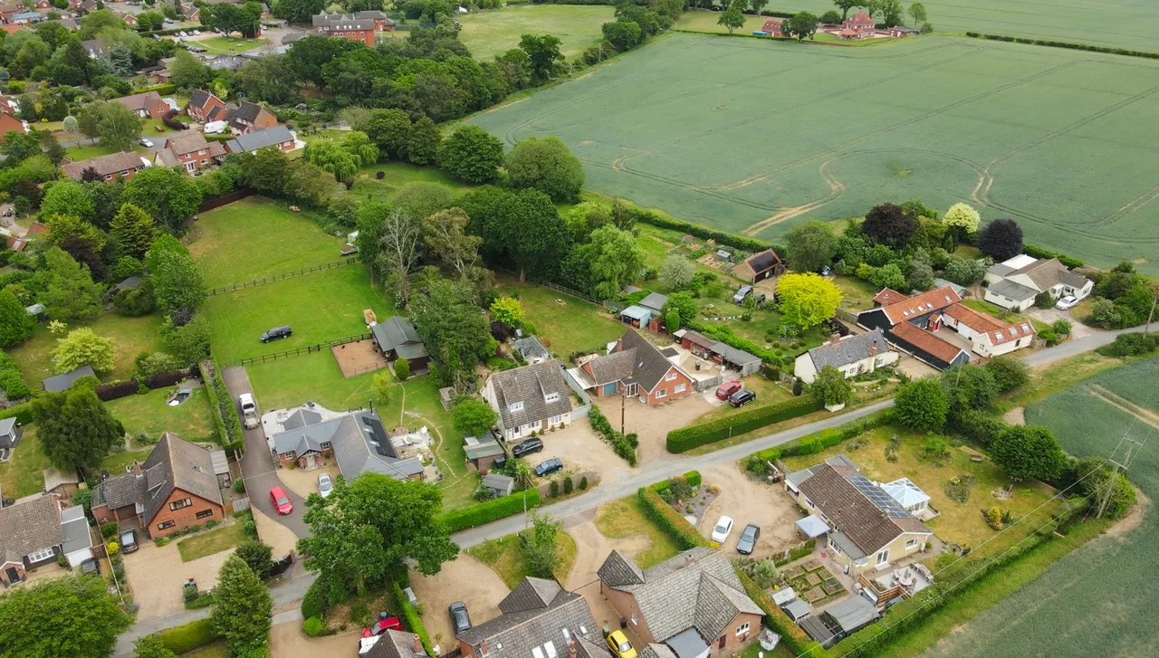 Market Lane, Burston, IP22, photo 23