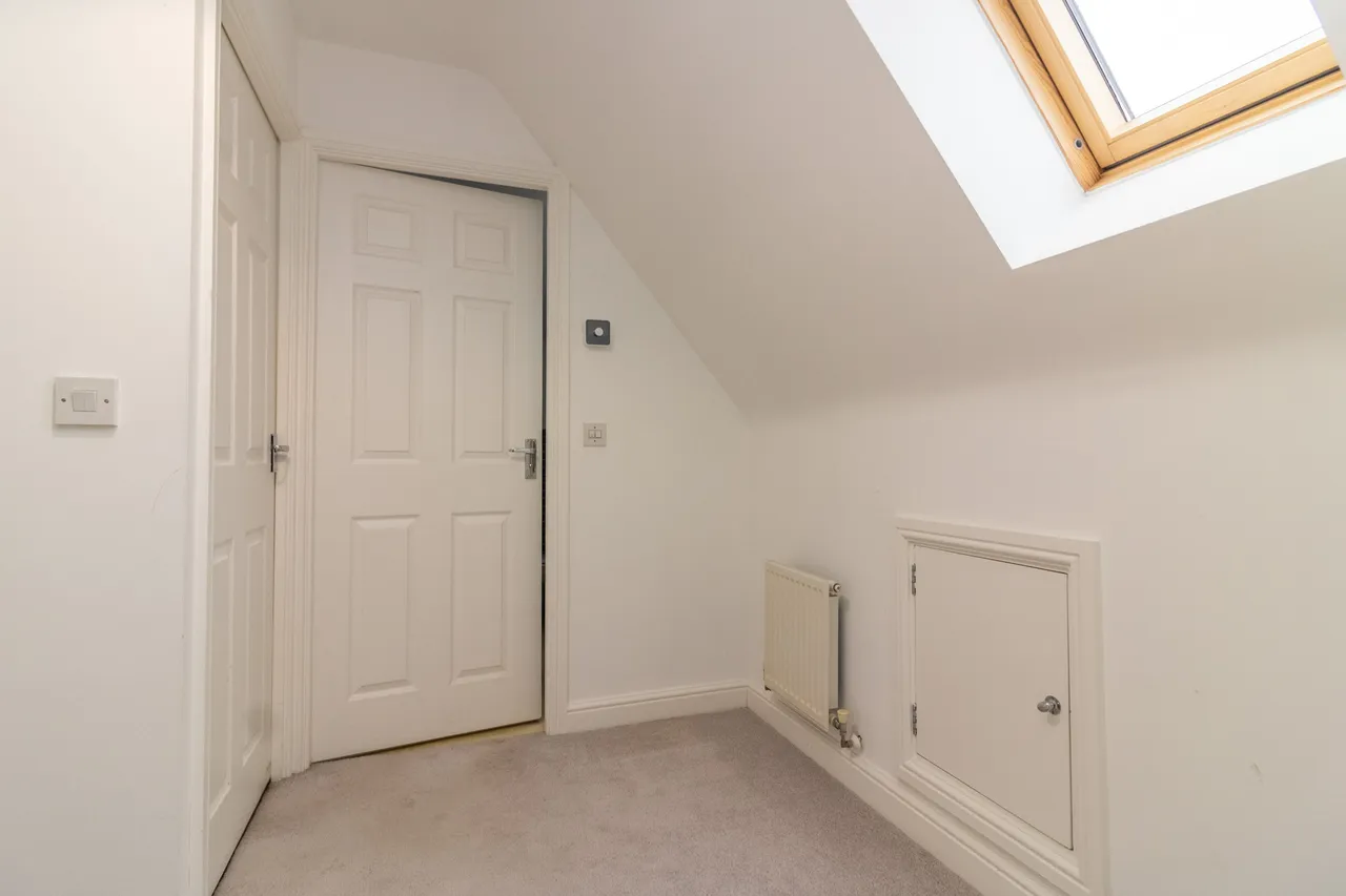 Ruskin Field, Anstey, LE7, photo 25