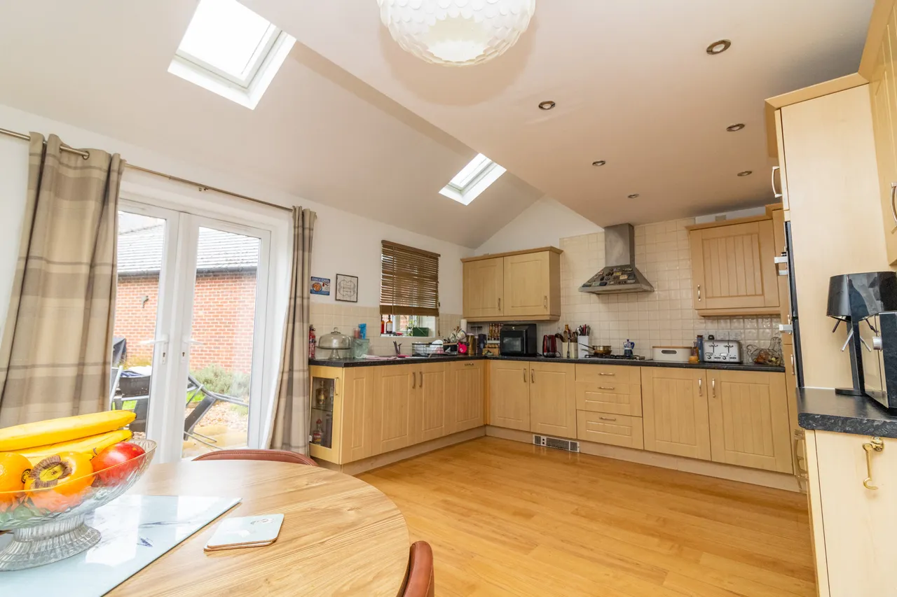 Ruskin Field, Anstey, LE7, photo 13