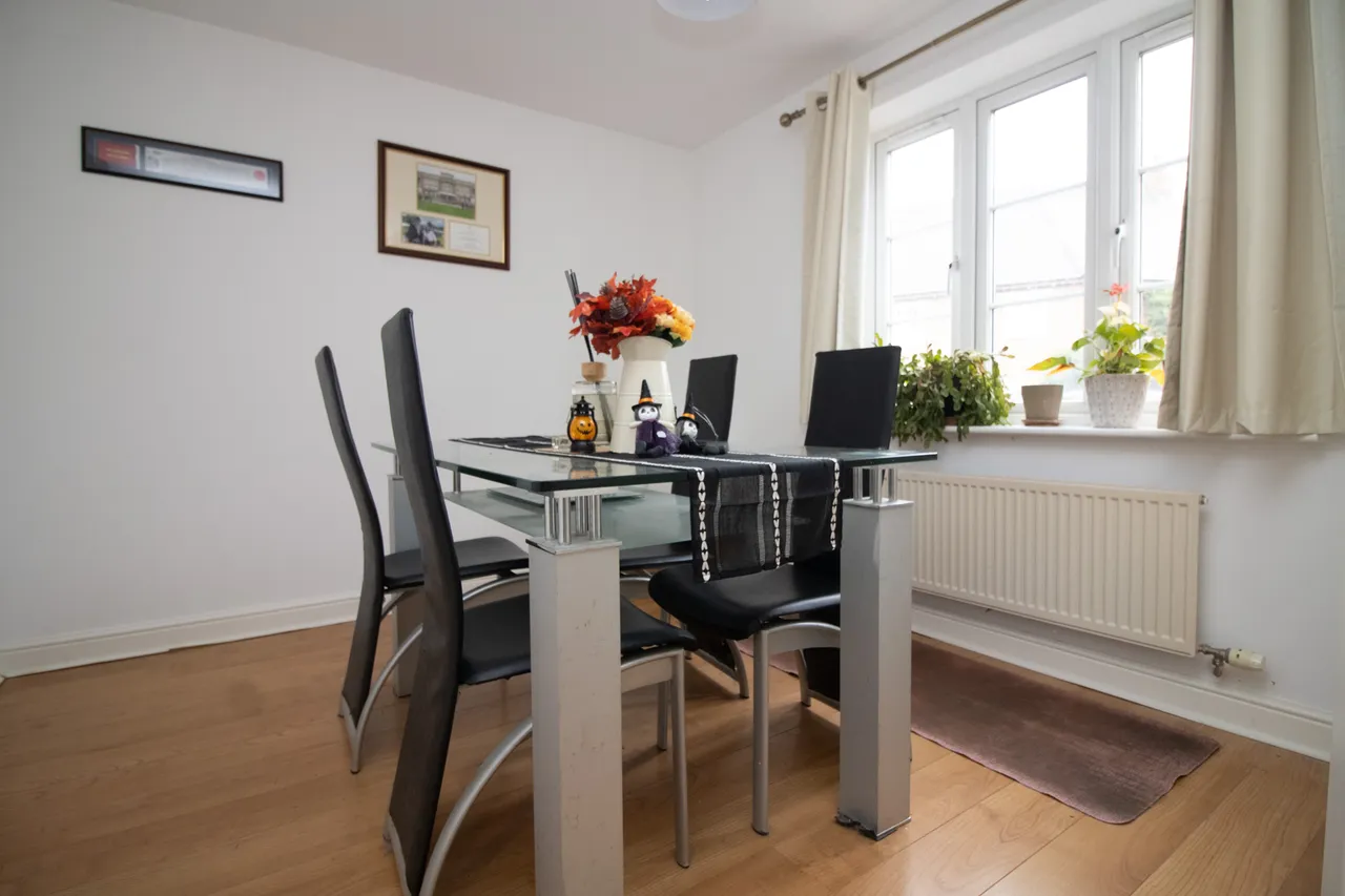 Ruskin Field, Anstey, LE7, photo 7