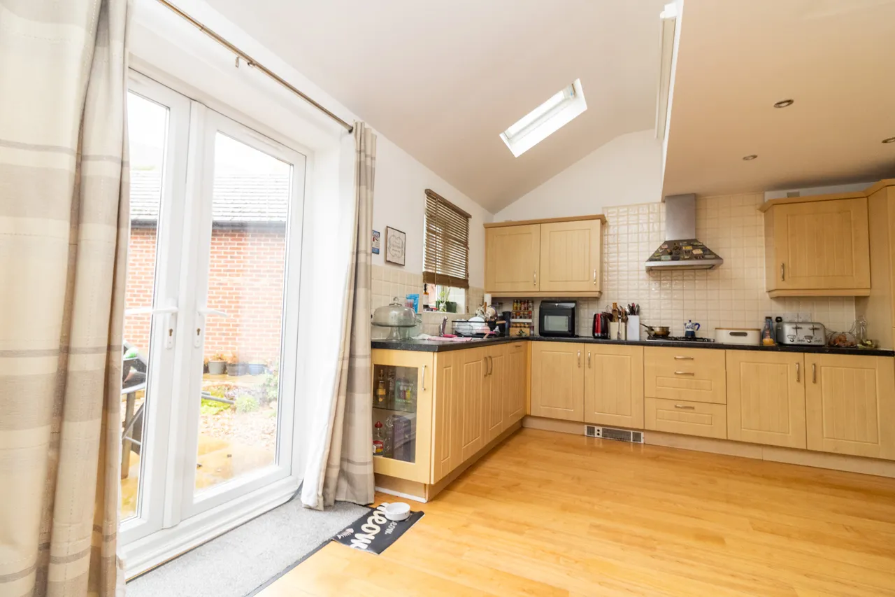 Ruskin Field, Anstey, LE7, photo 14