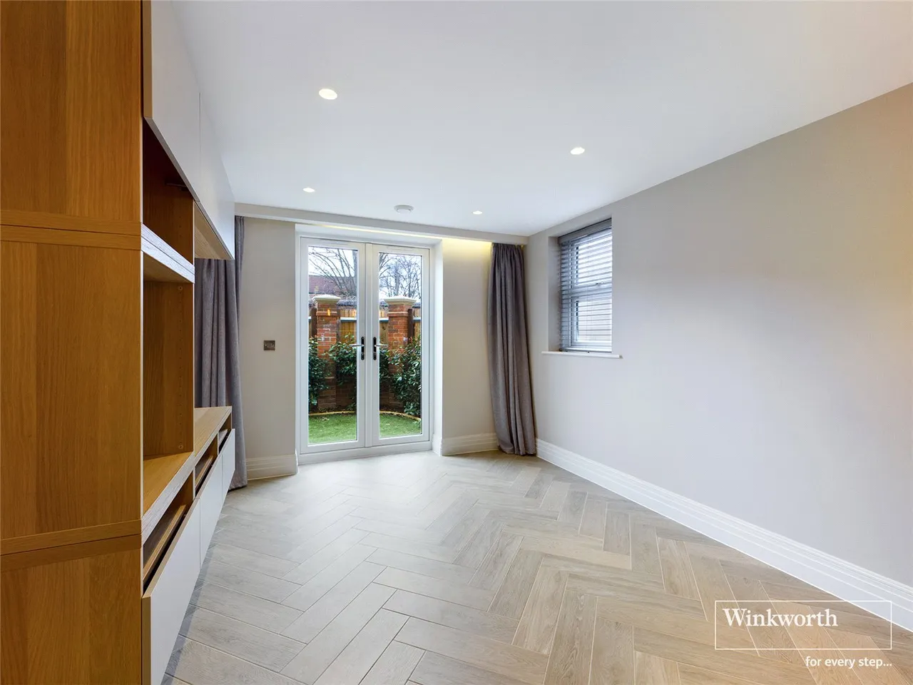 Grayson Court, 2 Wilson Road, Reading, Berkshire, RG30, photo 5