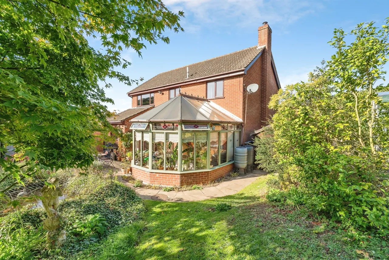 4 bed house for sale, Alexandra Road, Cromer, NR27