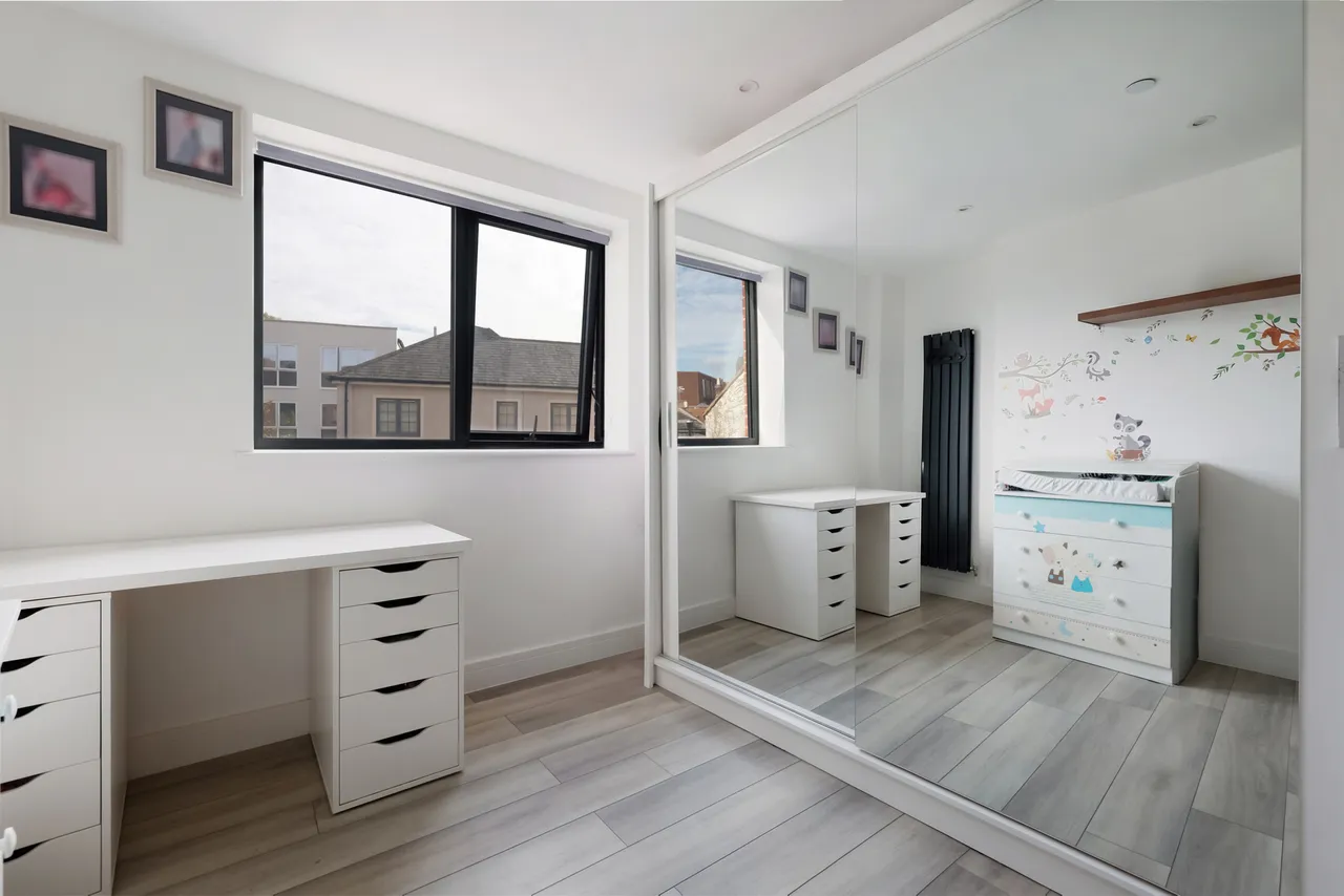 Bridge Street, Leatherhead, KT22, photo 9