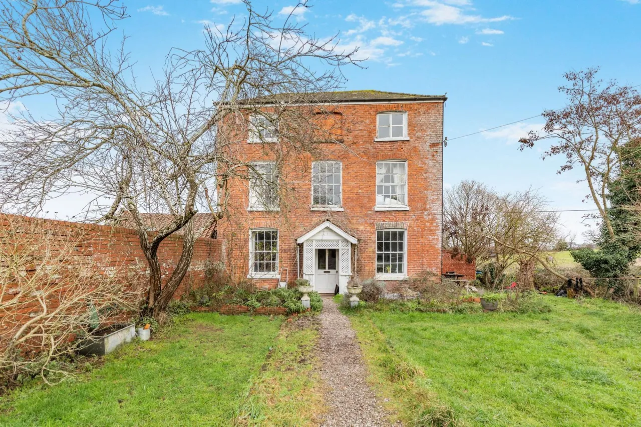 4 bed smallholding for sale, Ruckhall Lane, Clehonger, HR2