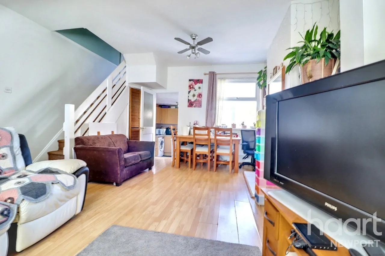 Albany Street, Newport, NP20, photo 2