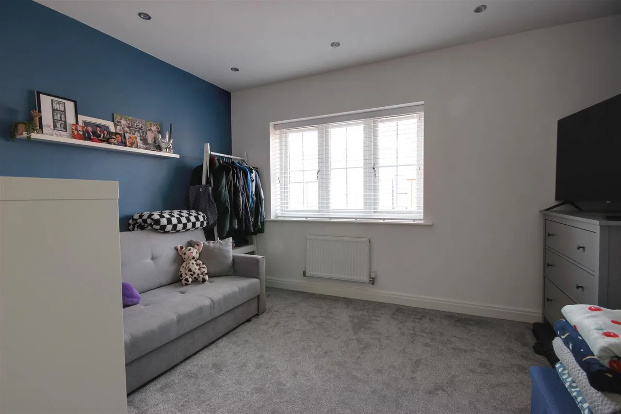 Paddock Way, Kingswood, Hull, photo 14