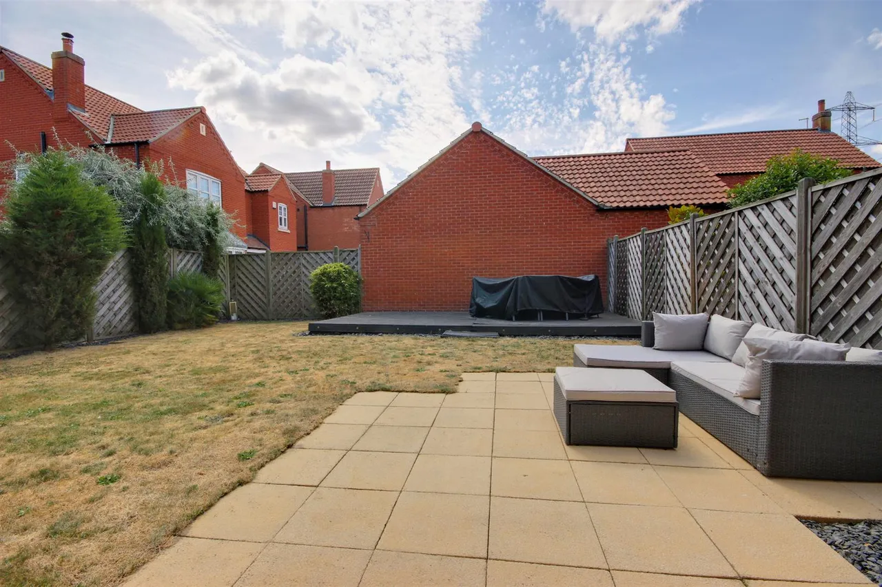 Paddock Way, Kingswood, Hull, photo 17