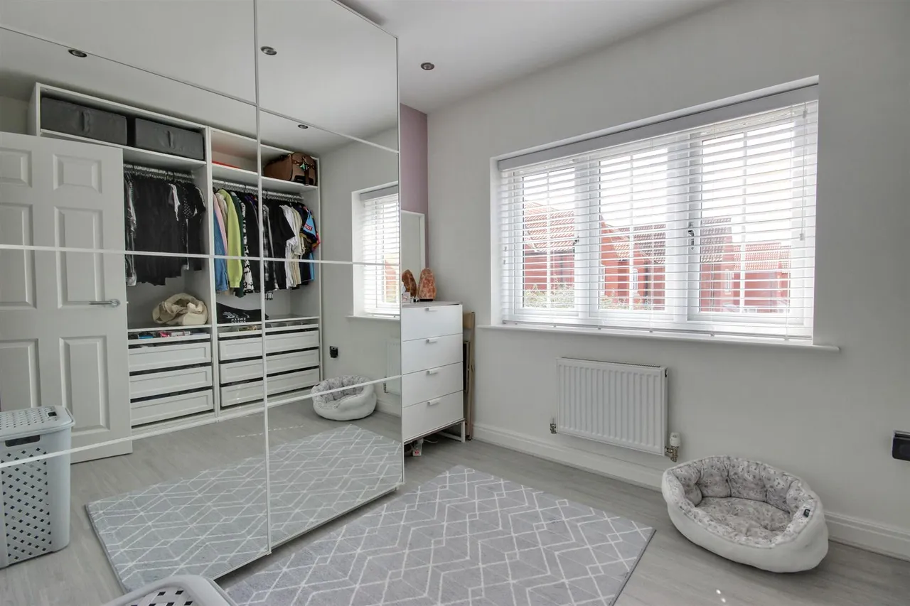 Paddock Way, Kingswood, Hull, photo 12