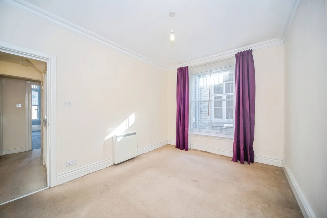 High Street, Southampton, SO14, photo 9